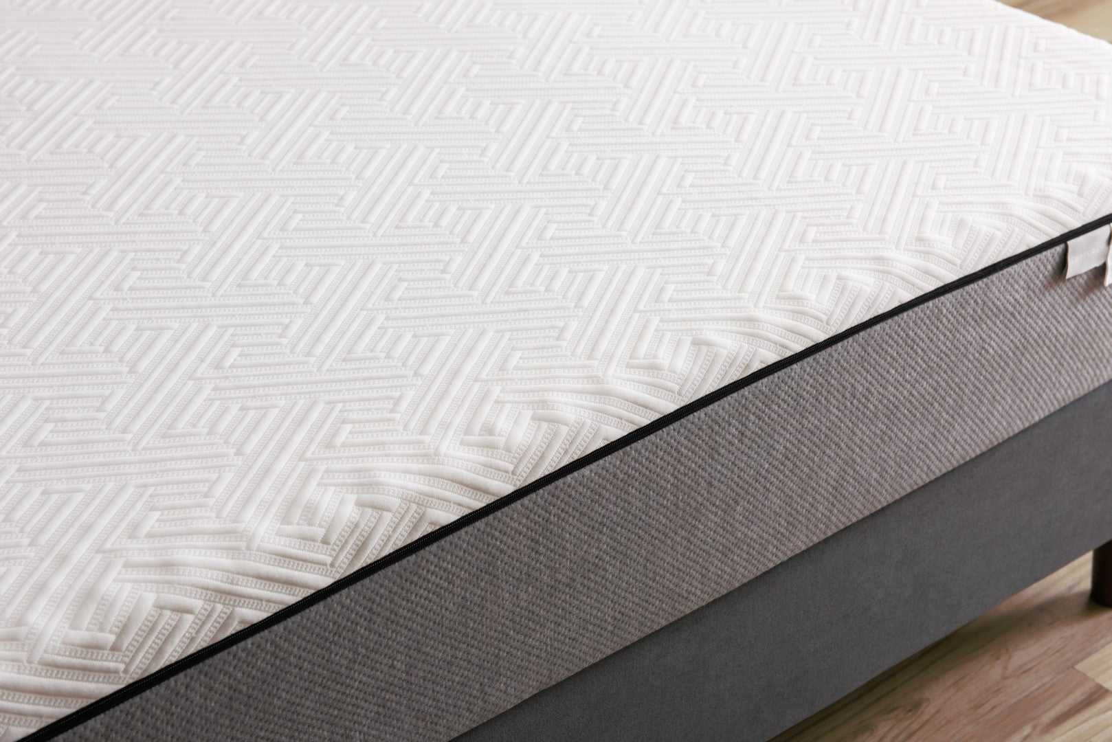 Matelas HYBRID Mémoire de forme 23cm